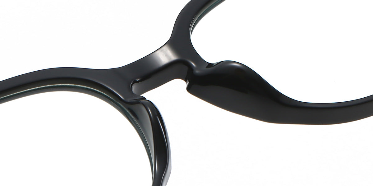 Berlin – Black Glasses